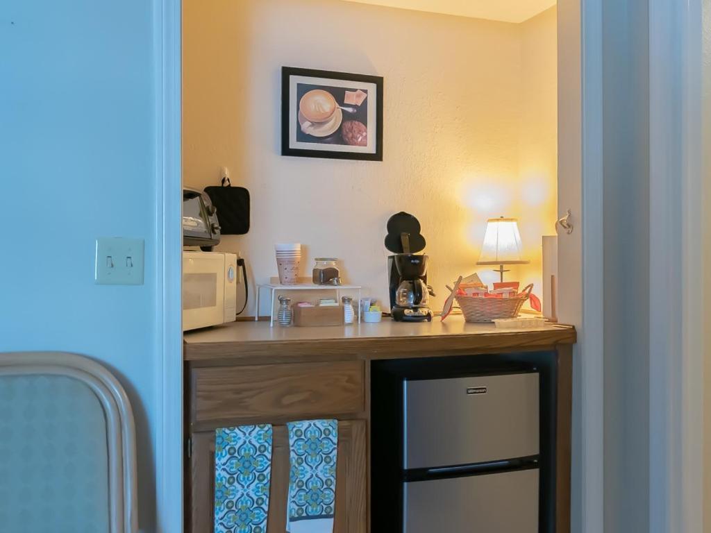 Shaker Mill Inn West Stockbridge Room photo